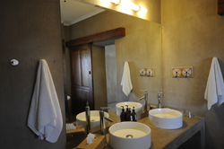 places to stay in Etosha