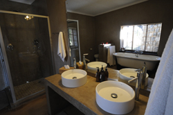 Onguma Bush Camp Etosha