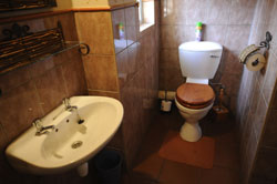 Spotless bathrooms at Sylvanette Guesthouse