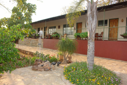 Rustig Toko Lodge Camping Accommodation