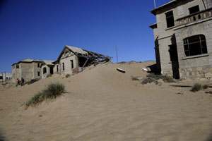 kolmanskop deserted town luderitz