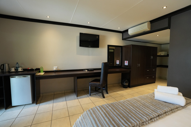 Arebbusch Travel Lodge Accommodation Windhoek