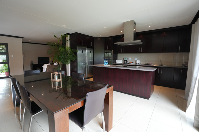 Arebbusch Travel Lodge Accommodation Windhoek