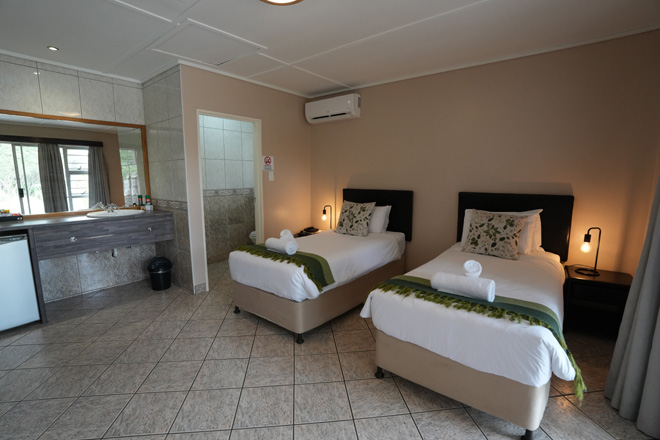 Arebbusch Travel Lodge Accommodation Windhoek