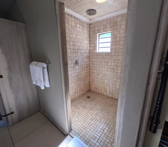 Daan Viljoen Accommodation Windhoek