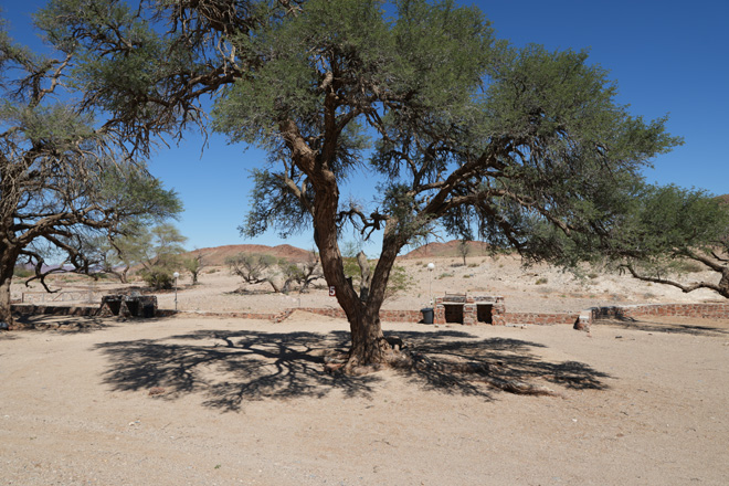 Elegant Desert Lodge Camping Accommodation