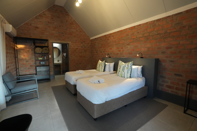 Omusati Lodge Accommodation
