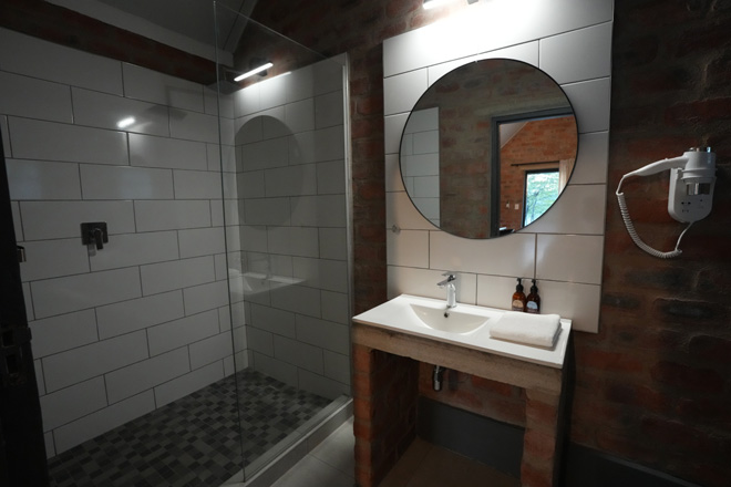 Omusati Lodge Accommodation