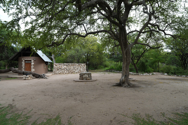 Onguma Leadwood camp Accommodation Etosha National Park