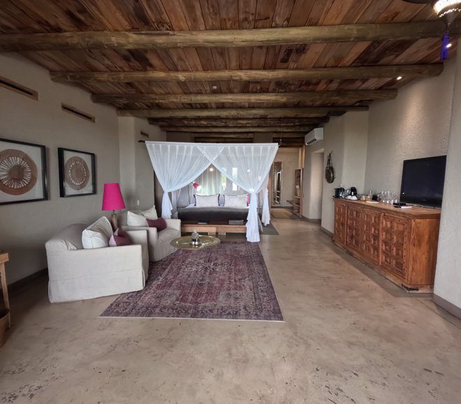 Onguma Plains Camp Accommodation