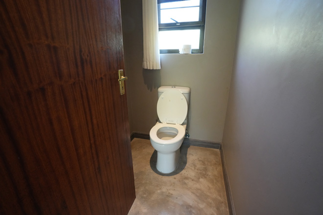 Toshari Lodge Accommodation Etosha National Park