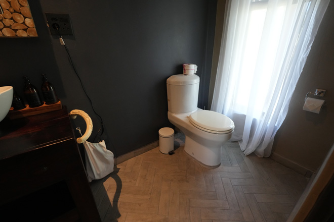 Toshari Lodge Accommodation Etosha National Park