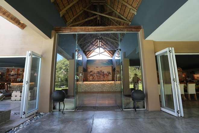Toshari Lodge Accommodation Etosha National Park