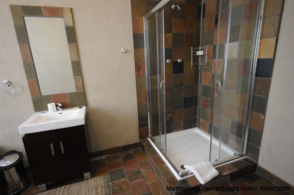 bethanien_guesthouse_room_03