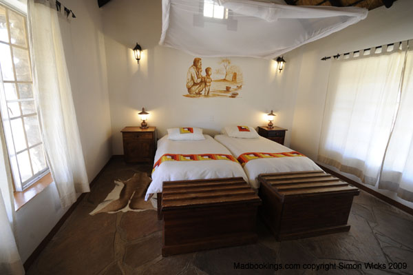 canyon_village_chalet_02