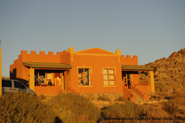 Desert Horse Inn Accommodation