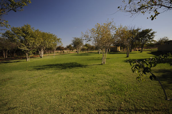 etosha_safari_camping_08