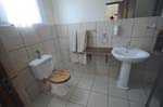 goibib_mountain_lodge_room_05