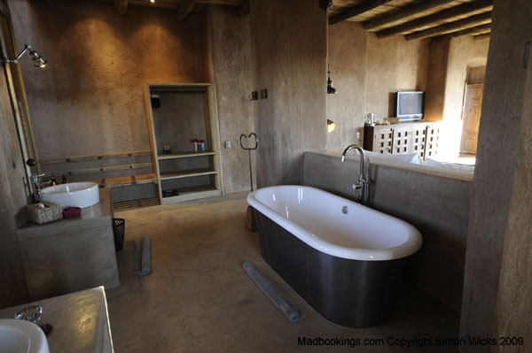 Onguma Plains Camp Accommodation
