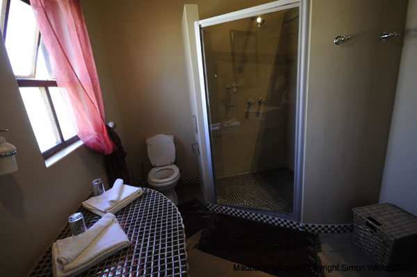 Uris Safari Lodge Accommodation