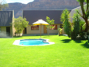 Orange River Lodge